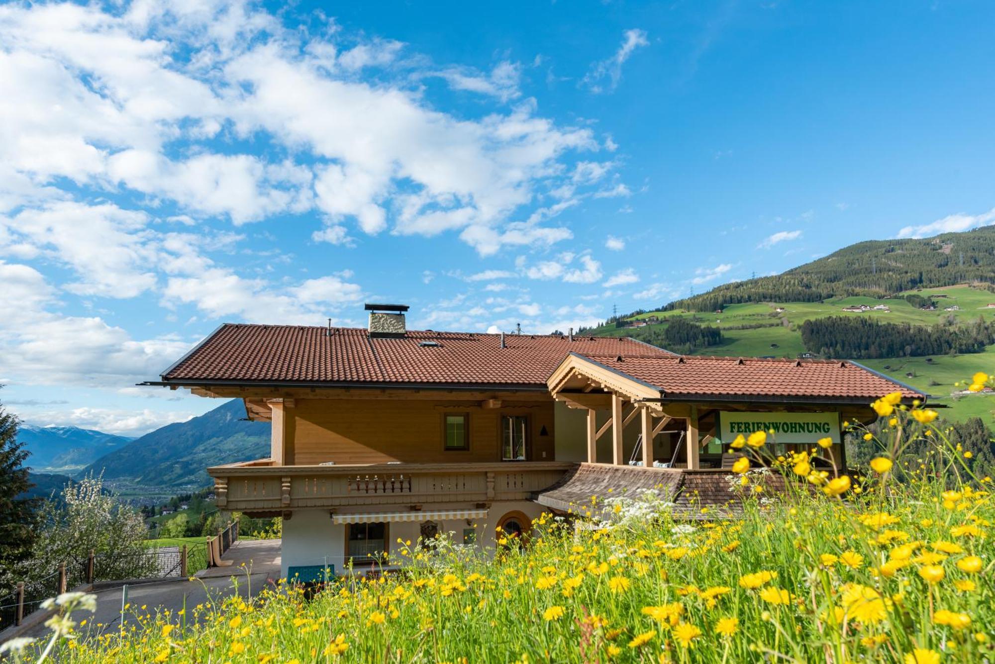 Ferienwohnung Ausblick Zillertal Хайнценберг Екстериор снимка